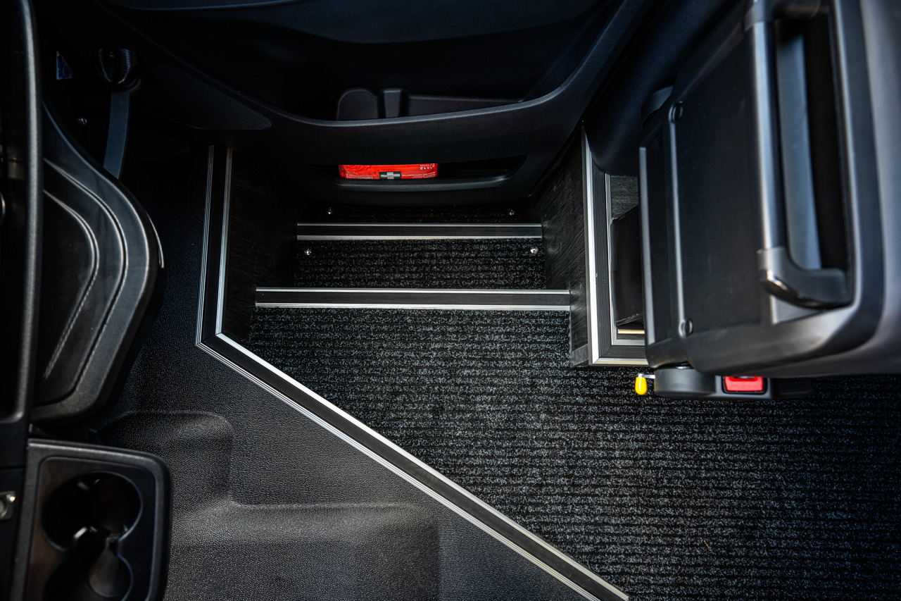 Mercedes-Benz New - Kleinbus, Personentransporter: das Bild 5 Mercedes-Benz New - Kleinbus, Personentransporter: das Bild 5