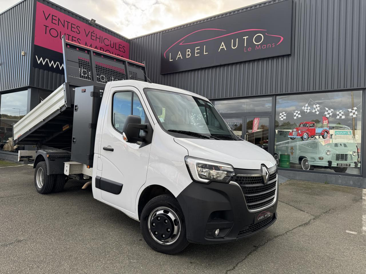 RENAULT MASTER 3T5 BENNE COFFRE RJ 2.3 DCI 145CH PROPULSION - Andere Technik: das Bild 1 RENAULT MASTER 3T5 BENNE COFFRE RJ 2.3 DCI 145CH PROPULSION - Andere Technik: das Bild 1