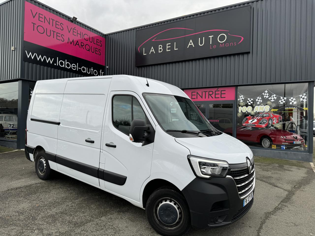 Kastenwagen RENAULT MASTER 3T3 L2H2 2.3 DCI 135CH CONFORT: das Bild 1