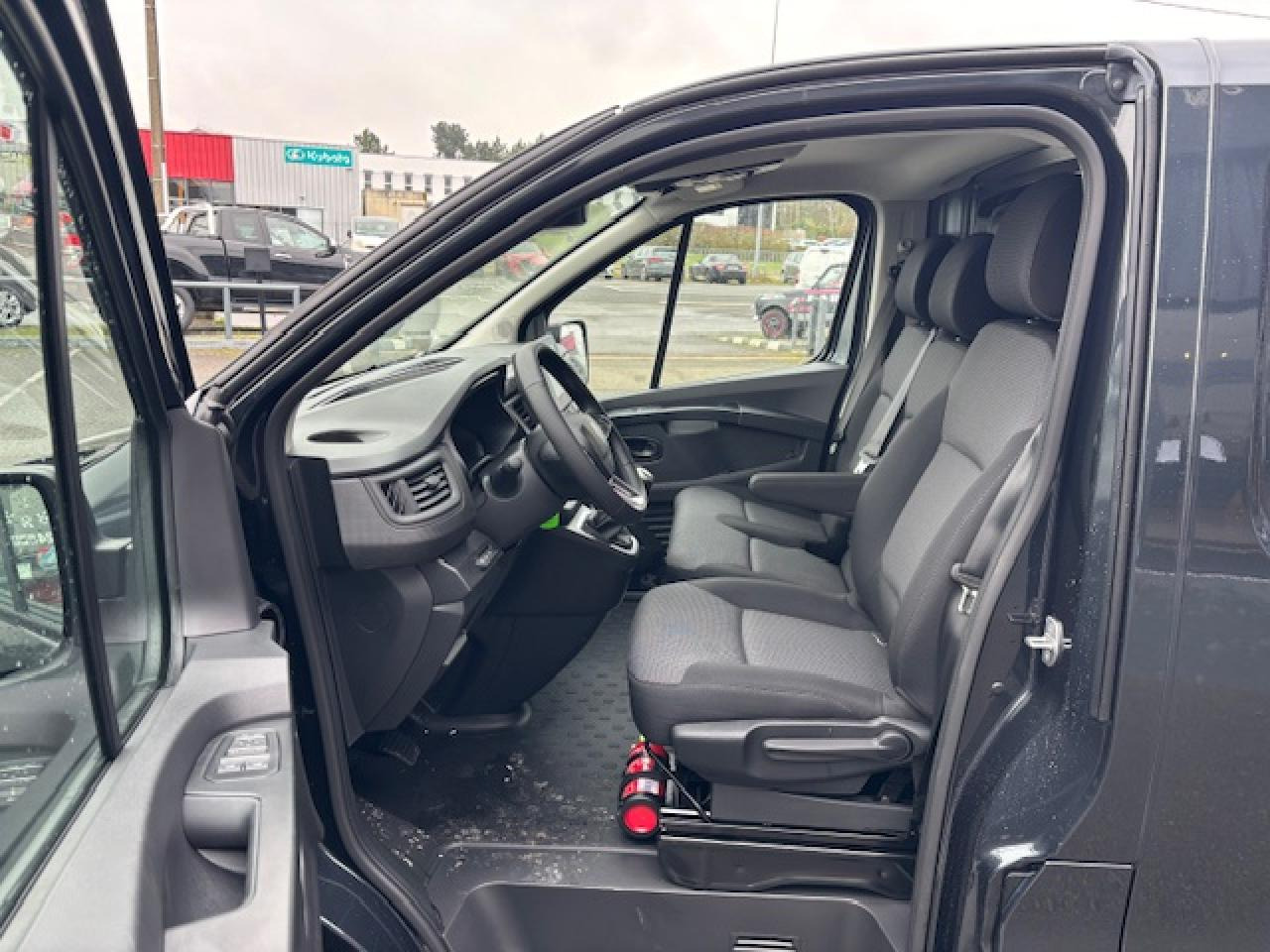 RENAULT Trafic L2H1 3000 Kg 2.0 Blue dCi - 150 2024 III FOURGON Fourgon Advance L2H1 PHASE 3 - Kastenwagen: das Bild 5 RENAULT Trafic L2H1 3000 Kg 2.0 Blue dCi - 150 2024 III FOURGON Fourgon Advance L2H1 PHASE 3 - Kastenwagen: das Bild 5