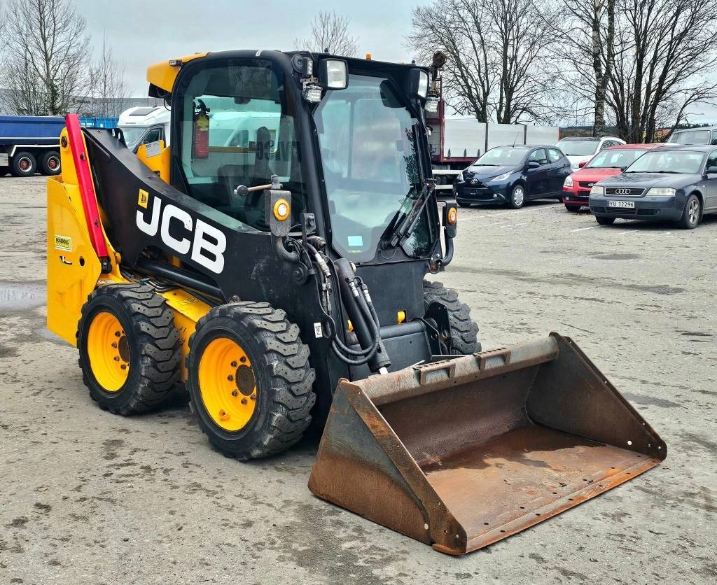 JCB 155 - Kompaktlader: das Bild 2 JCB 155 - Kompaktlader: das Bild 2