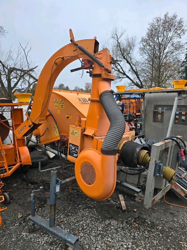 Jensen A328 Holhäcksler Holzhacker Holzschreder passend für Unimog 405 U 300 400 500 527 530 523 - Holzschredder: das Bild 1 Jensen A328 Holhäcksler Holzhacker Holzschreder passend für Unimog 405 U 300 400 500 527 530 523 - Holzschredder: das Bild 1