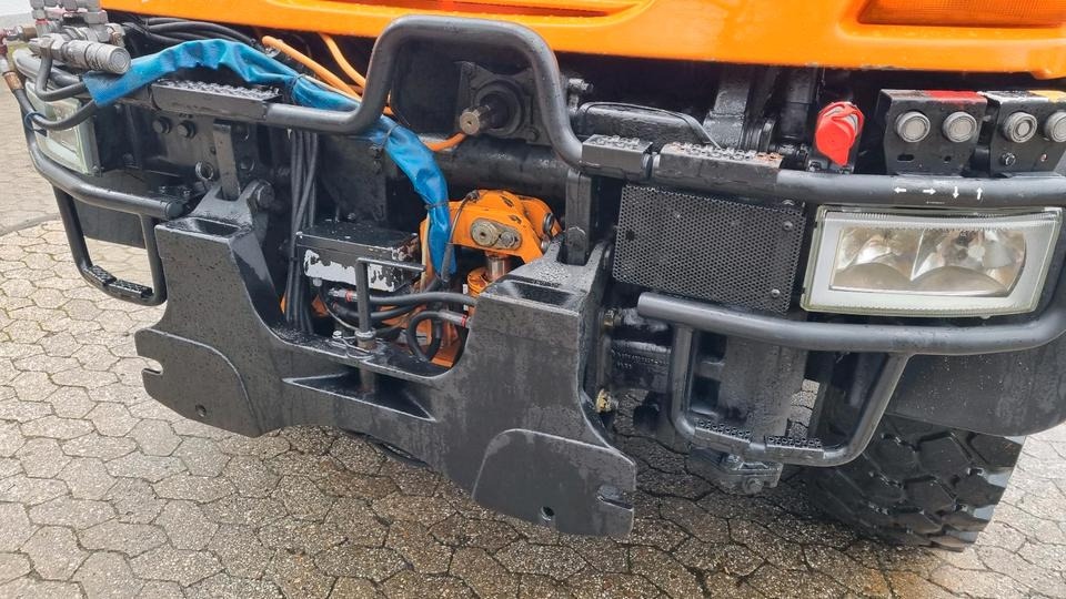 Unimog 405 U500 2013 6500 Stunden Hydrostat Variopilot Mercedes Benz U 500 400 300 318 423b430 530 - Kommunal-/ Sonderfahrzeug: das Bild 5 Unimog 405 U500 2013 6500 Stunden Hydrostat Variopilot Mercedes Benz U 500 400 300 318 423b430 530 - Kommunal-/ Sonderfahrzeug: das Bild 5