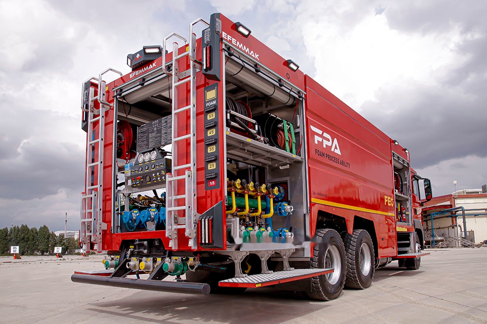 EFEMMAK Lx-Industrial Fire Vehicle - Feuerwehrfahrzeug: das Bild 5 EFEMMAK Lx-Industrial Fire Vehicle - Feuerwehrfahrzeug: das Bild 5