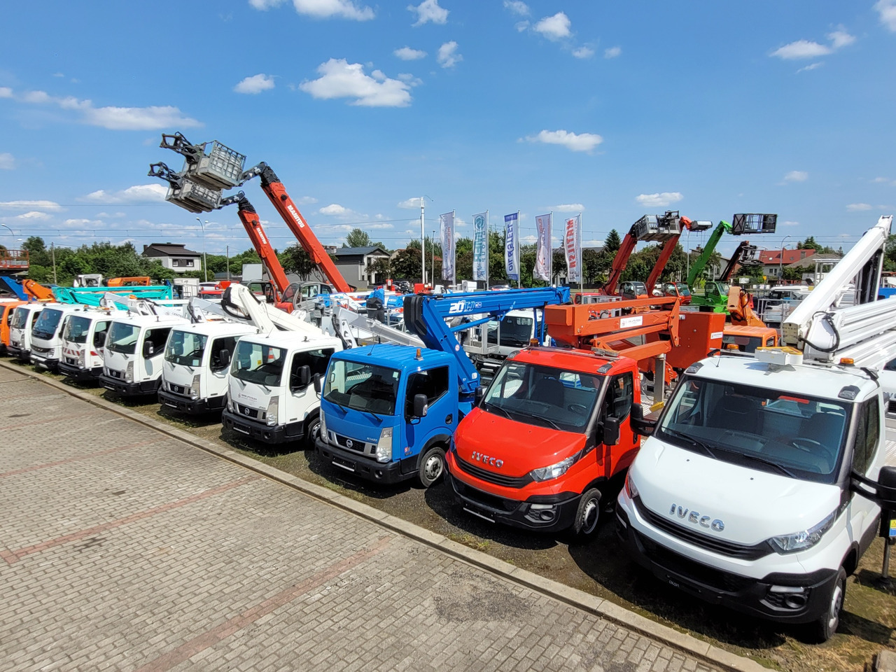 Isuzu D-Max 4x4 podnośnik koszowy 16 m Comet New Eurosky bucket truck boom lift - LKW mit Arbeitsbühne: das Bild 2 Isuzu D-Max 4x4 podnośnik koszowy 16 m Comet New Eurosky bucket truck boom lift - LKW mit Arbeitsbühne: das Bild 2