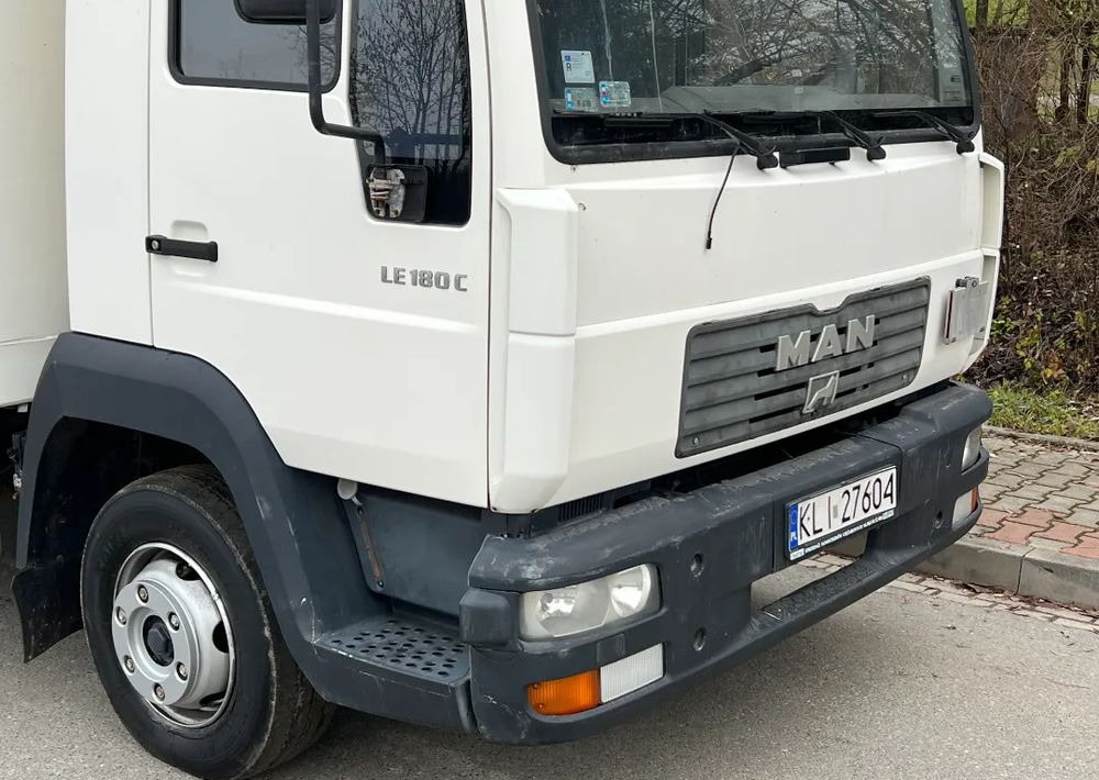 MAN MAN 8-180 KONTENER WINDA ZAŁADOWCZA - Koffer LKW: das Bild 3 MAN MAN 8-180 KONTENER WINDA ZAŁADOWCZA - Koffer LKW: das Bild 3