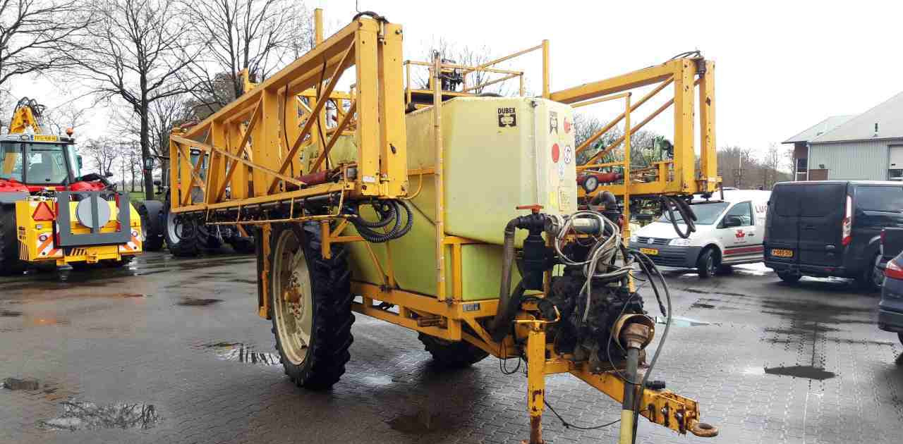 Dubex Vector 33 m. 3200 l. veldspuiten - Anhängespritze: das Bild 2 Dubex Vector 33 m. 3200 l. veldspuiten - Anhängespritze: das Bild 2