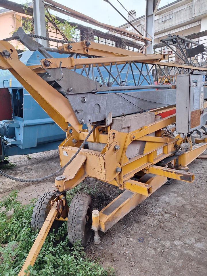 POTAIN HD10A - Schnellmontagekran: das Bild 1 POTAIN HD10A - Schnellmontagekran: das Bild 1