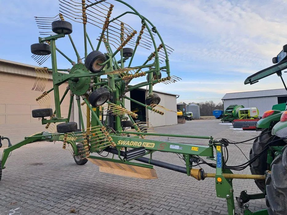 Krone SWADRO TC 760 Plus - Heuwender/ Wenderechen: das Bild 3 Krone SWADRO TC 760 Plus - Heuwender/ Wenderechen: das Bild 3