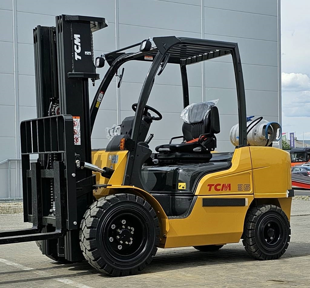 TCM FGE35-E2 BRAND NEW TR4300mm - Treibgasstapler: das Bild 5 TCM FGE35-E2 BRAND NEW TR4300mm - Treibgasstapler: das Bild 5