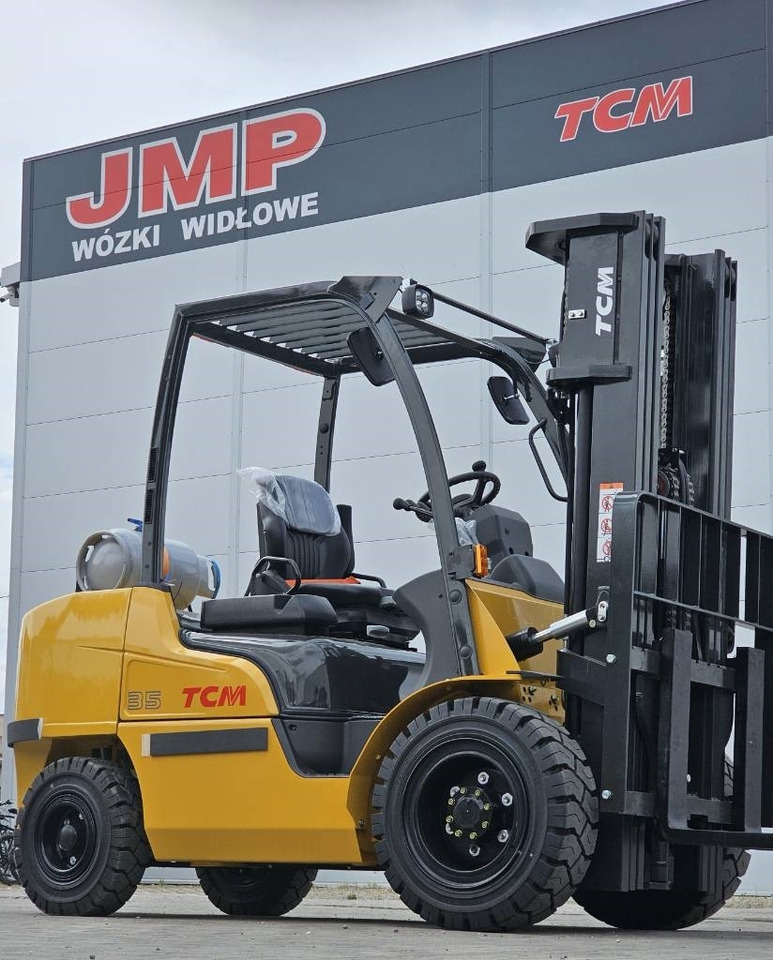 TCM FGE35-E2 BRAND NEW TR4700mm - Treibgasstapler: das Bild 1 TCM FGE35-E2 BRAND NEW TR4700mm - Treibgasstapler: das Bild 1