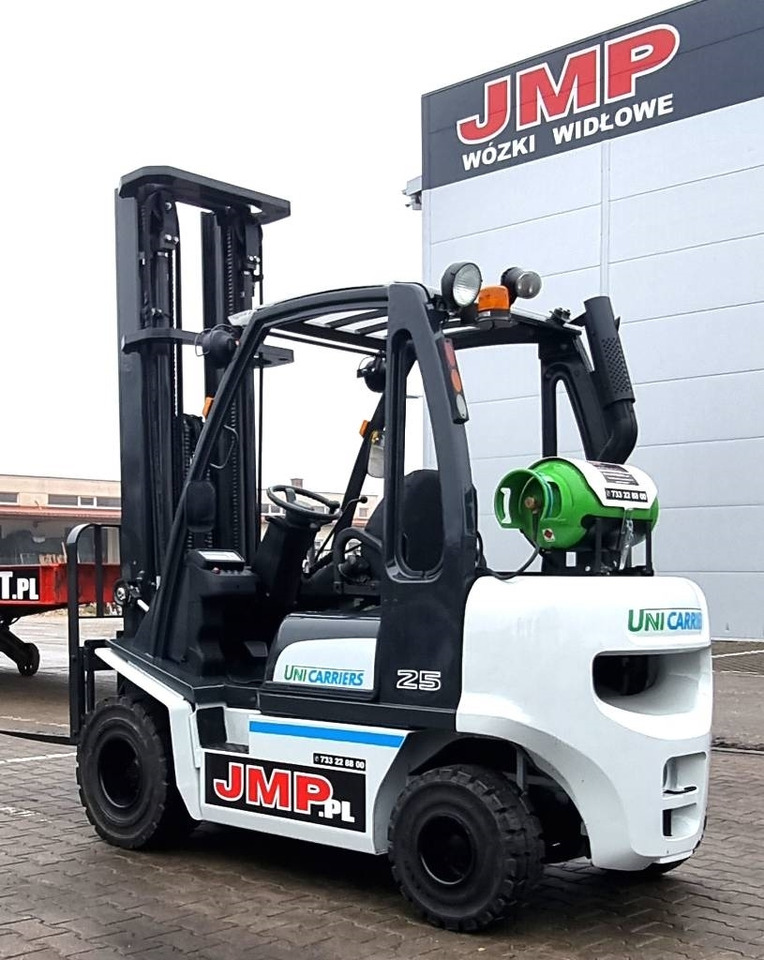 UniCarriers U1D2A25LQ DX25 - Treibgasstapler: das Bild 2 UniCarriers U1D2A25LQ DX25 - Treibgasstapler: das Bild 2