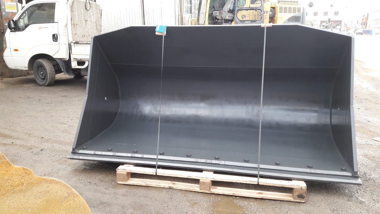 Hyundai HL770 - Ladeschaufel für Baumaschine: das Bild 1 Hyundai HL770 - Ladeschaufel für Baumaschine: das Bild 1