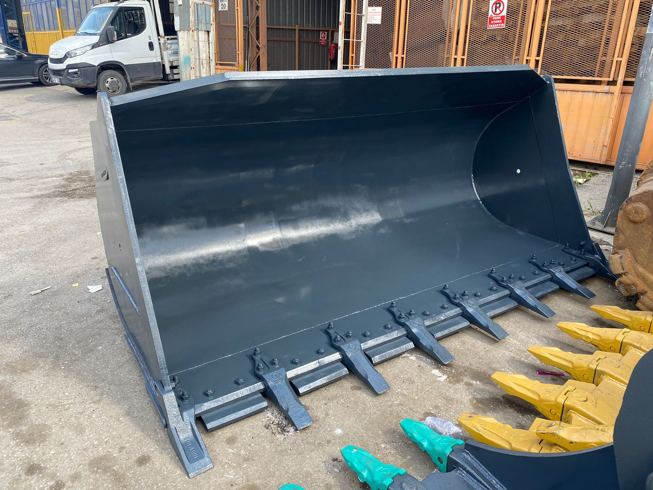 Volvo - Ladeschaufel für Baumaschine: das Bild 1 Volvo - Ladeschaufel für Baumaschine: das Bild 1