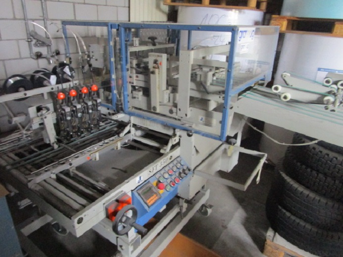 Druckmaschine HEFT- UND FALZEINHEIT MIT FRONTSCHNITT MKW SFT 350: das Bild 7 Druckmaschine HEFT- UND FALZEINHEIT MIT FRONTSCHNITT MKW SFT 350: das Bild 7