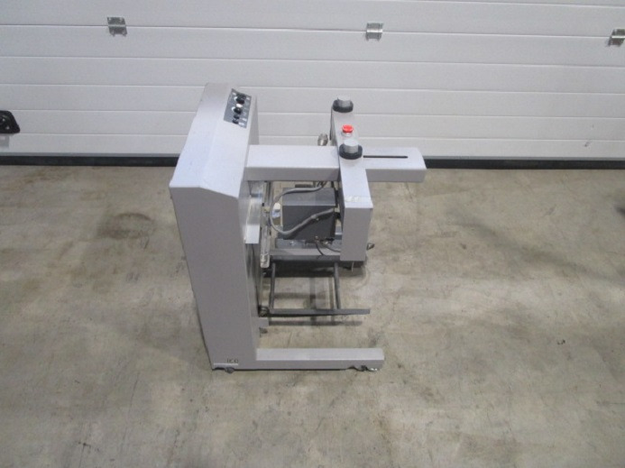 STAPELABSENKTISCH HORIZON ST-20 - Druckmaschine: das Bild 2 STAPELABSENKTISCH HORIZON ST-20 - Druckmaschine: das Bild 2