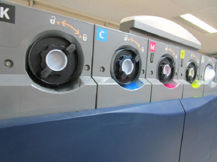 Digitaldruckmaschine XEROX COLORPRESS 1000 / Colour 1000 mit Freeflow Printserver und Clear Toner: das Bild 11