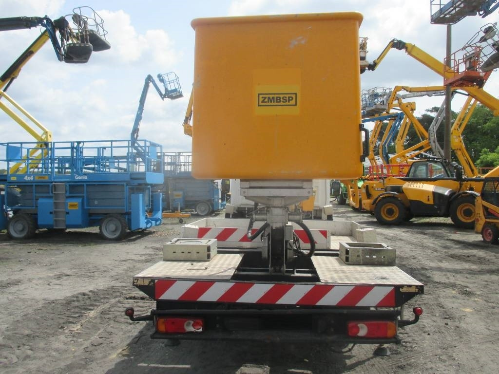 Multitel MT 202 DS - LKW mit Arbeitsbühne: das Bild 4 Multitel MT 202 DS - LKW mit Arbeitsbühne: das Bild 4