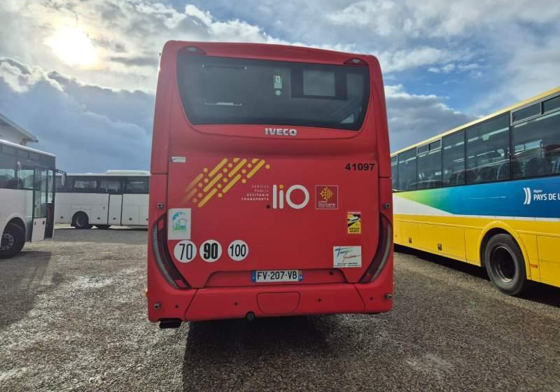 Iveco *3 SZTUKI* Iveco Crossway EURO6 PRZEBIEG 250 TYS - Überlandbus: das Bild 2 Iveco *3 SZTUKI* Iveco Crossway EURO6 PRZEBIEG 250 TYS - Überlandbus: das Bild 2