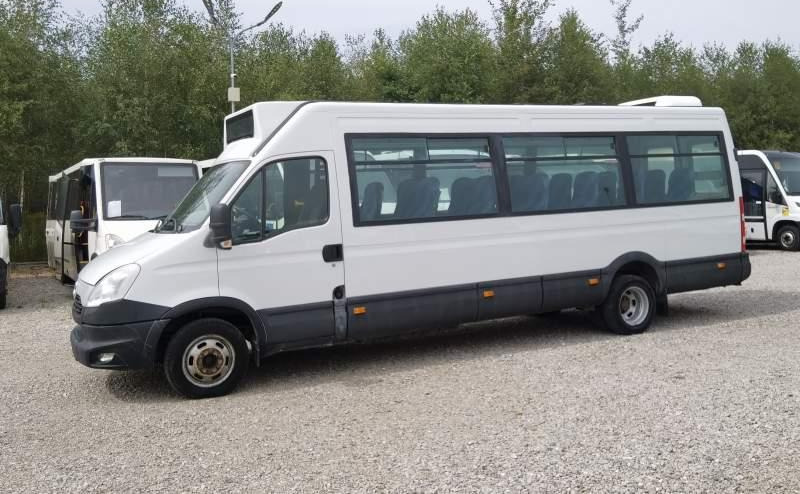 Iveco Daily 23 *NOWY SILNIK* 2 SZTUKI*, klima, winda - Überlandbus: das Bild 4 Iveco Daily 23 *NOWY SILNIK* 2 SZTUKI*, klima, winda - Überlandbus: das Bild 4