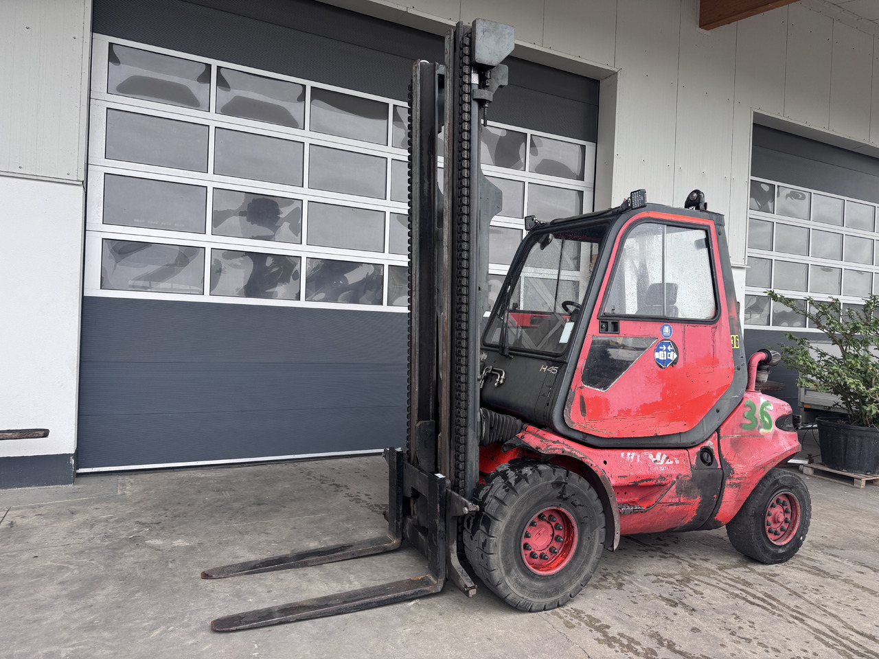 LINDE H 45 D 600 - Dieselstapler: das Bild 2 LINDE H 45 D 600 - Dieselstapler: das Bild 2