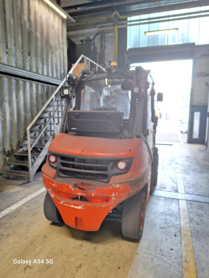 LINDE H 50 D-02 600 - Dieselstapler: das Bild 3 LINDE H 50 D-02 600 - Dieselstapler: das Bild 3