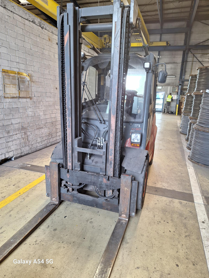 LINDE H 50 D-02 600 - Dieselstapler: das Bild 5 LINDE H 50 D-02 600 - Dieselstapler: das Bild 5