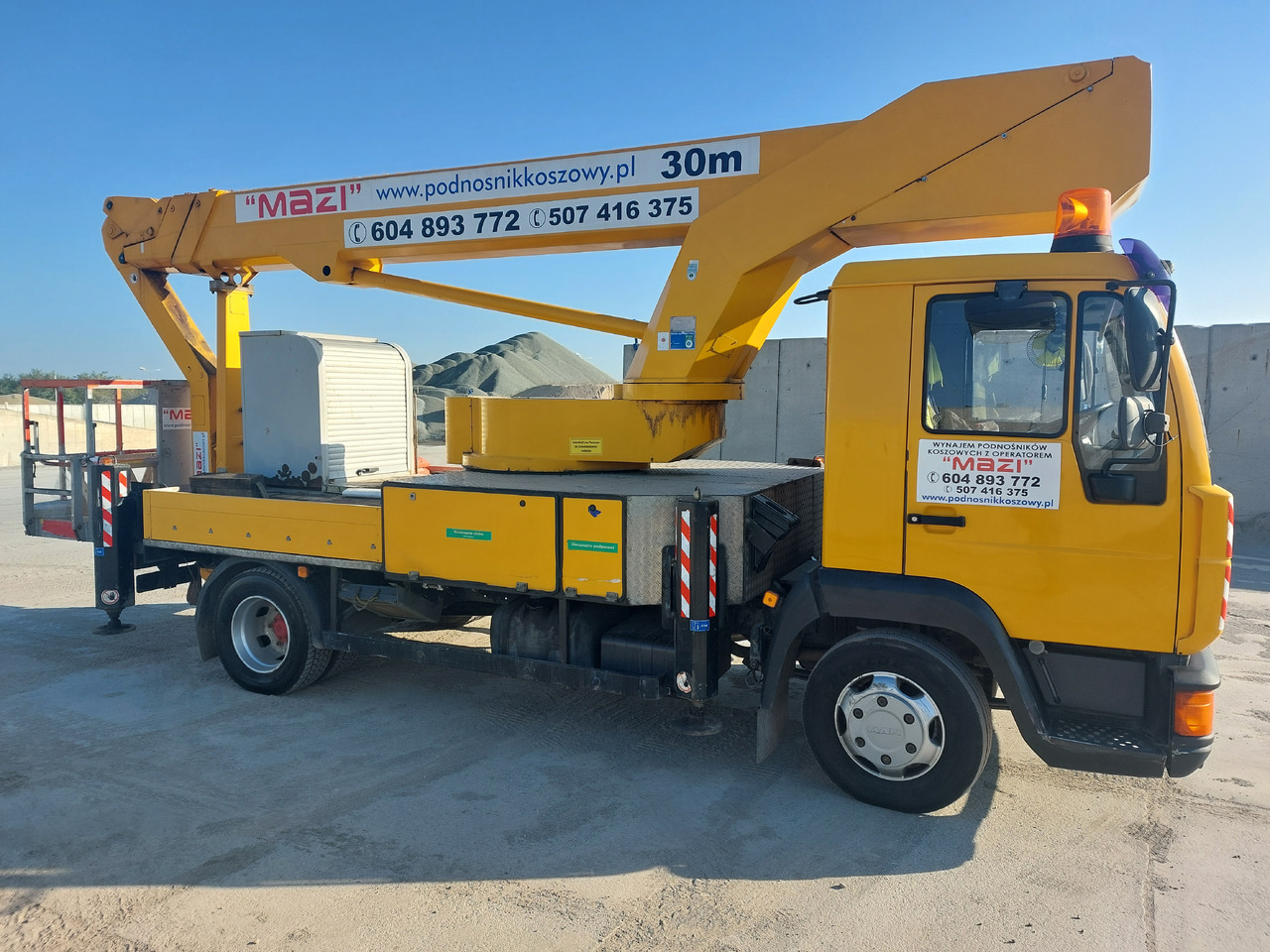 Man 8.163 Bison TKA 30 - LKW mit Arbeitsbühne: das Bild 2 Man 8.163 Bison TKA 30 - LKW mit Arbeitsbühne: das Bild 2
