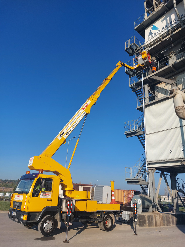 Man 8.163 Bison TKA 30 - LKW mit Arbeitsbühne: das Bild 5 Man 8.163 Bison TKA 30 - LKW mit Arbeitsbühne: das Bild 5