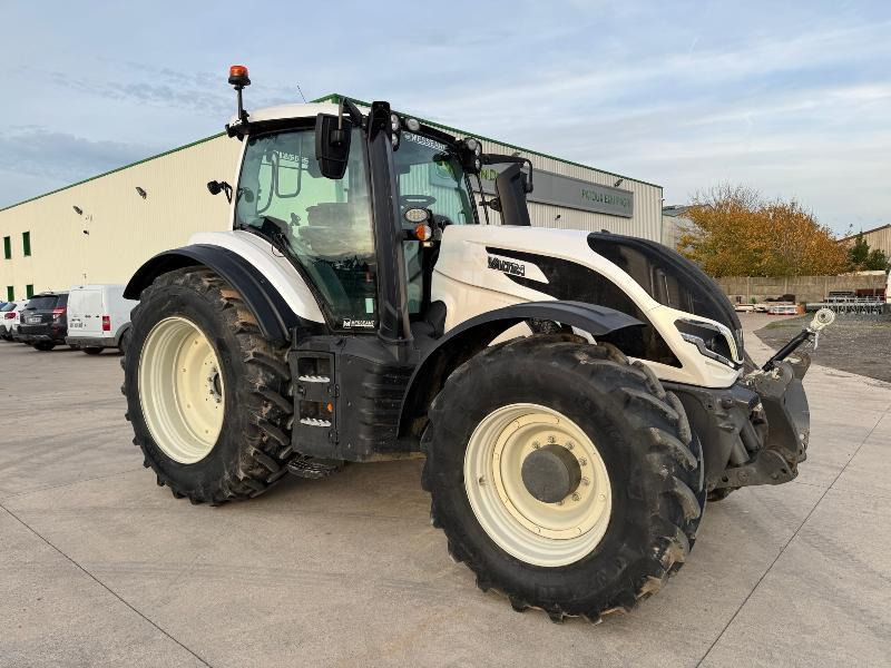 VALTRA T175 - Traktor: das Bild 3 VALTRA T175 - Traktor: das Bild 3