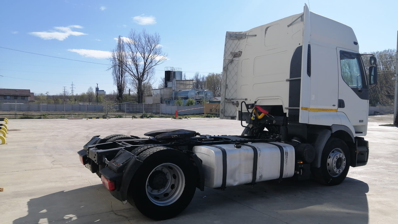 Renault Premium 420 DCI Standard Tractor, Manual ZF - Sattelzugmaschine: das Bild 3 Renault Premium 420 DCI Standard Tractor, Manual ZF - Sattelzugmaschine: das Bild 3