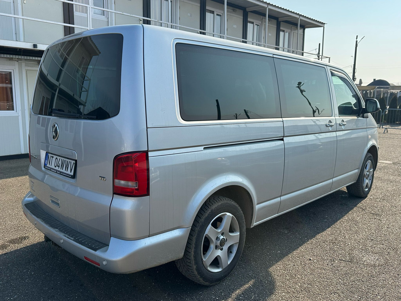 VOLKSWAGEN MULTIVAN - Kleinbus, Personentransporter: das Bild 3 VOLKSWAGEN MULTIVAN - Kleinbus, Personentransporter: das Bild 3