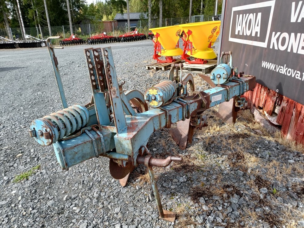 Sarka-aura Fiskars 3-siipinen Automaattilaukaisu, kiekkoleikkurit - Pflug: das Bild 4 Sarka-aura Fiskars 3-siipinen Automaattilaukaisu, kiekkoleikkurit - Pflug: das Bild 4