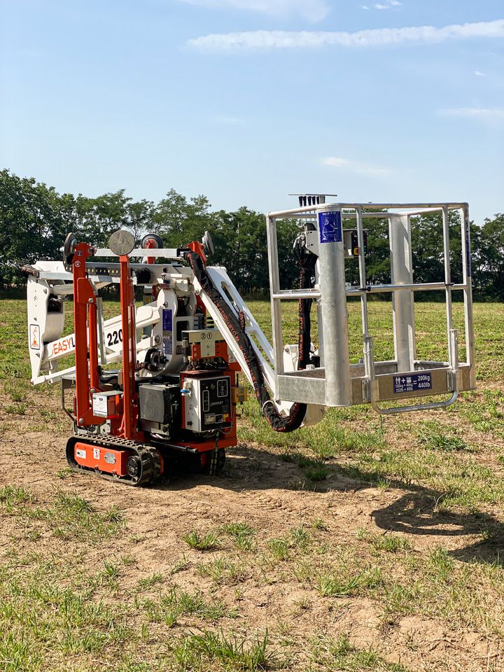 Easylift R130 - Gelenkarmbühne: das Bild 4 Easylift R130 - Gelenkarmbühne: das Bild 4