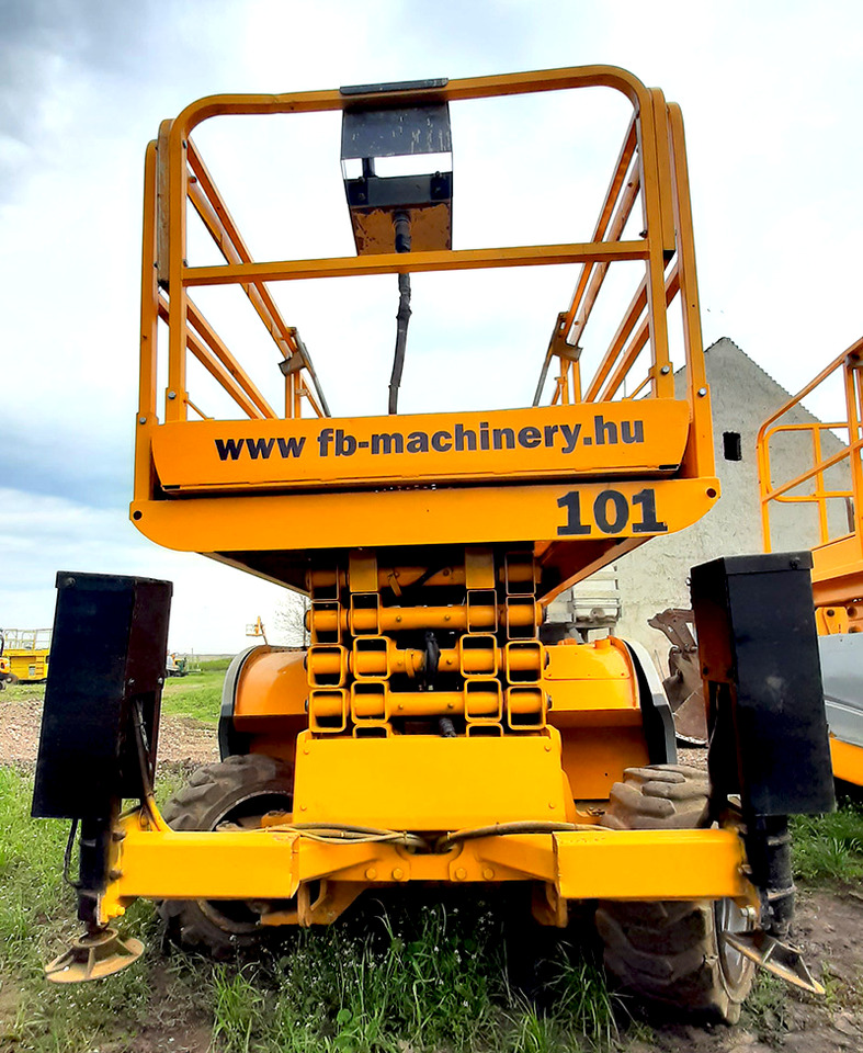 HAULOTTE Compact 12 DX - Scherenbühne: das Bild 1 HAULOTTE Compact 12 DX - Scherenbühne: das Bild 1