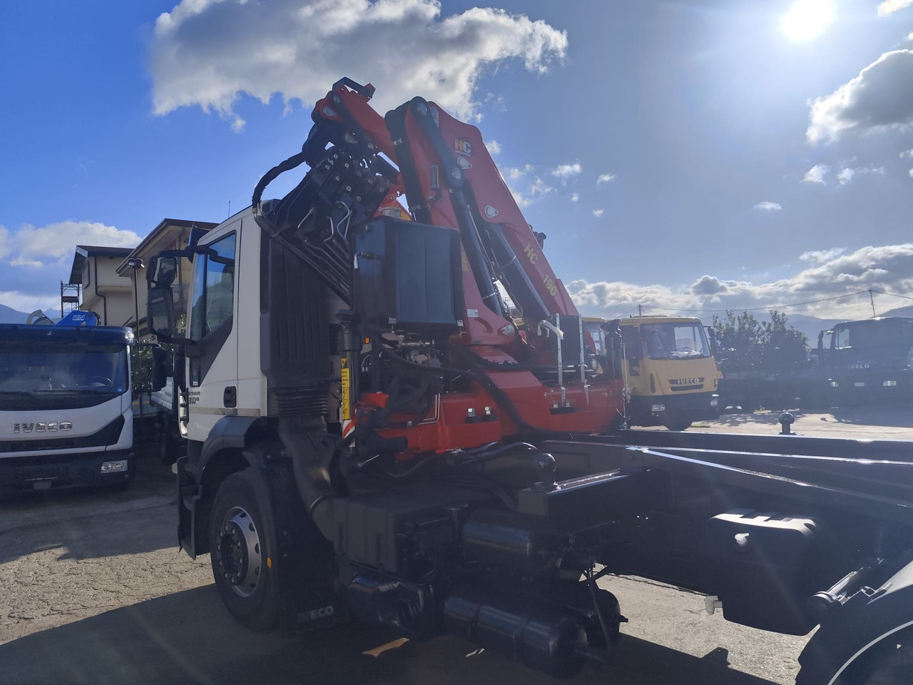 IVECO STRALIS CUBE 260S31 - Autokran, Kipper: das Bild 2 IVECO STRALIS CUBE 260S31 - Autokran, Kipper: das Bild 2