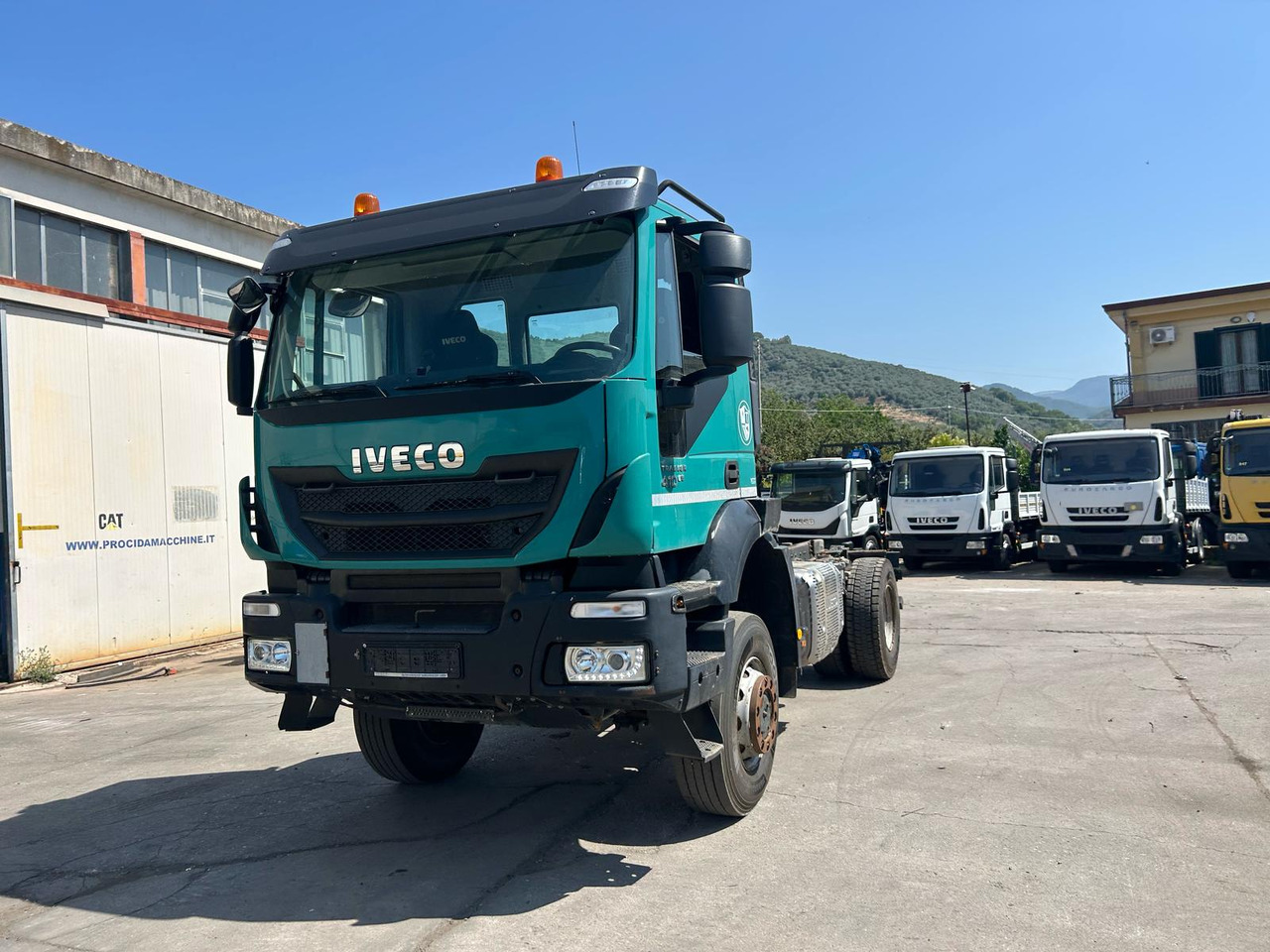 IVECO TRAKKER 190T41 - Fahrgestell LKW: das Bild 4 IVECO TRAKKER 190T41 - Fahrgestell LKW: das Bild 4