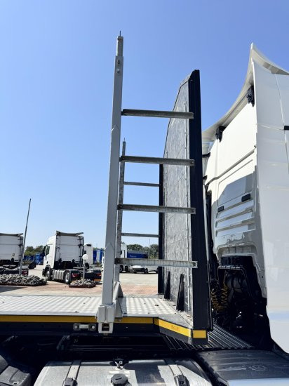 MEGA TIMBER LONG Holzauflieger 6 Rungenpaare - Holzauflieger: das Bild 5 MEGA TIMBER LONG Holzauflieger 6 Rungenpaare - Holzauflieger: das Bild 5