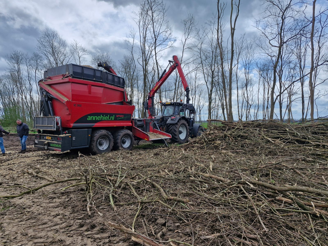 UFKES Greentec 962 Tracked Chipper - Holzschredder: das Bild 2 UFKES Greentec 962 Tracked Chipper - Holzschredder: das Bild 2
