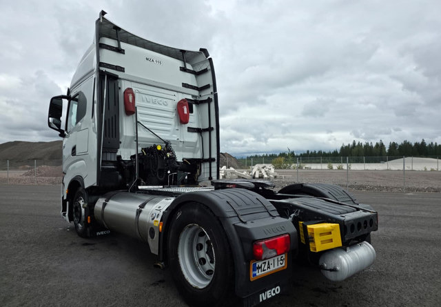 IvecoS-Way 460 4x2 LNG / LBG - Sattelzugmaschine: das Bild 3 IvecoS-Way 460 4x2 LNG / LBG - Sattelzugmaschine: das Bild 3