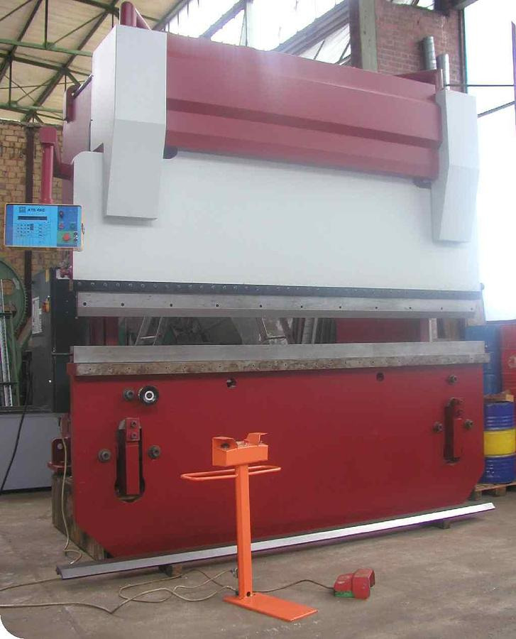 Abkantpresse - Abkantpresse: das Bild 3 Abkantpresse - Abkantpresse: das Bild 3