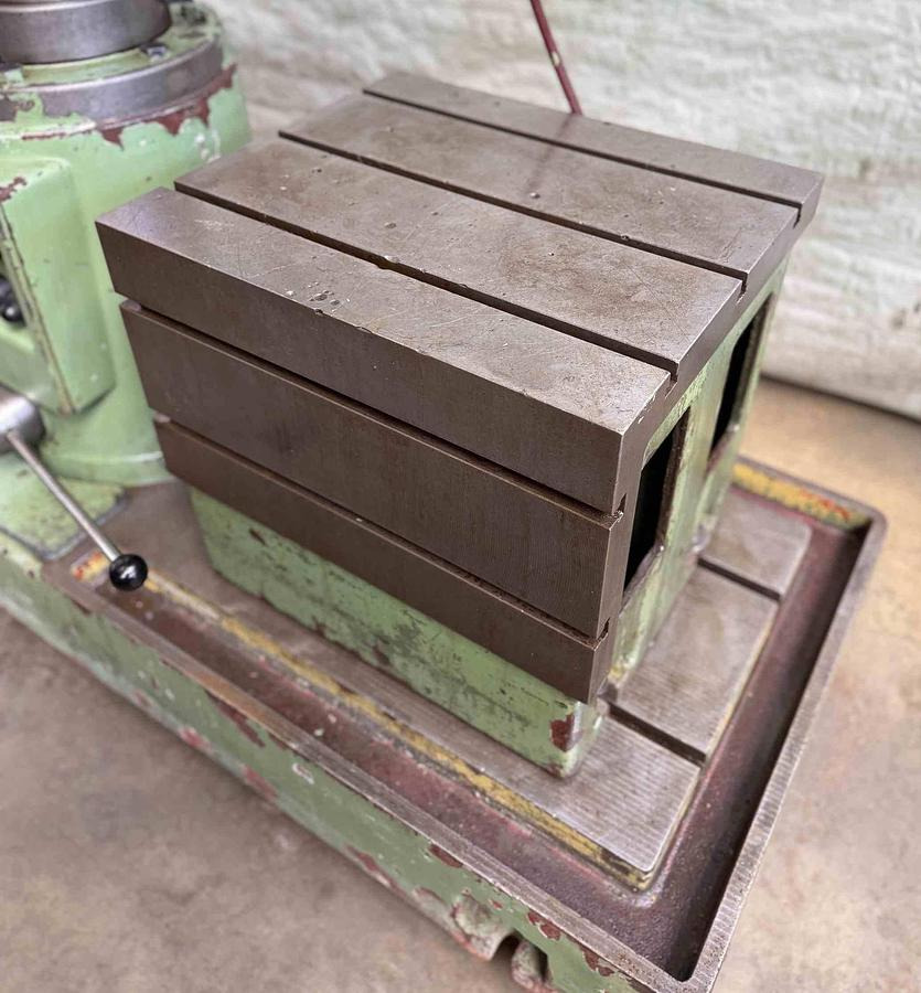 Radialbohrmaschine ALZMETALL - Standbohrmaschine: das Bild 3 Radialbohrmaschine ALZMETALL - Standbohrmaschine: das Bild 3