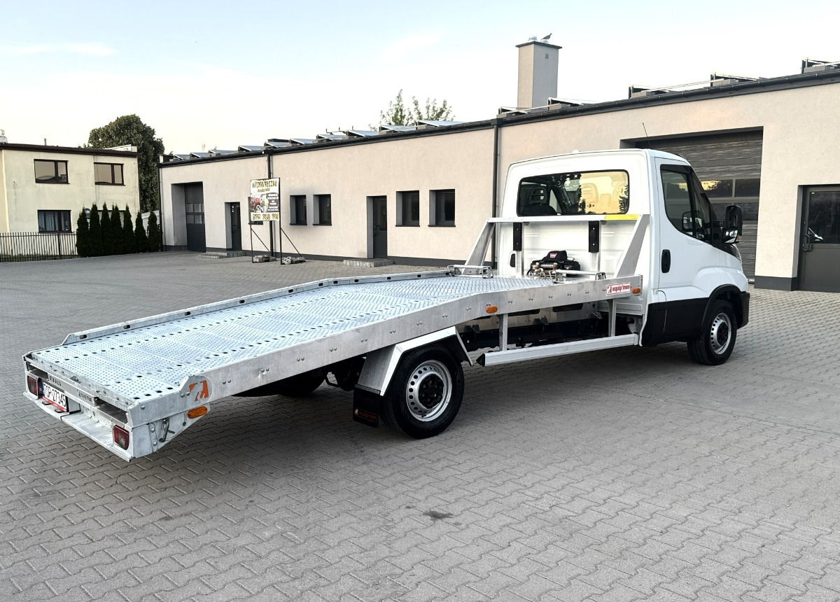 Iveco Daily 3.0 160KM Rok 2022 55 tys km przebiegu AUTOLAWETA Najazd laweta - Autotransporter LKW: das Bild 3 Iveco Daily 3.0 160KM Rok 2022 55 tys km przebiegu AUTOLAWETA Najazd laweta - Autotransporter LKW: das Bild 3