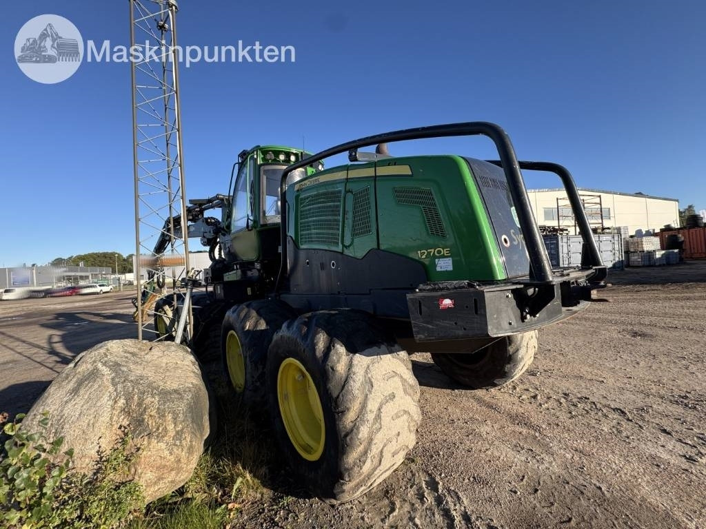 John Deere 1270 E - Harvester: das Bild 2 John Deere 1270 E - Harvester: das Bild 2