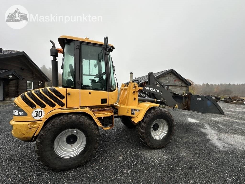 Volvo L 35 B - Radlader: das Bild 4 Volvo L 35 B - Radlader: das Bild 4