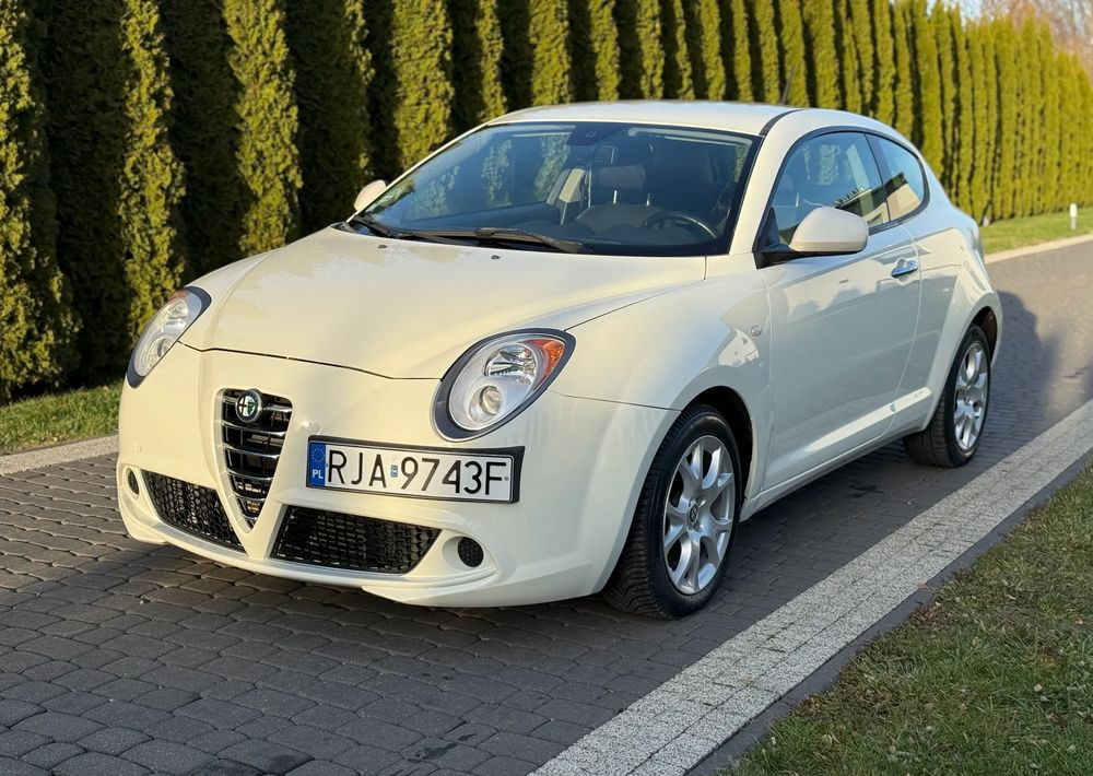PKW Alfa Romeo Mito: das Bild 1