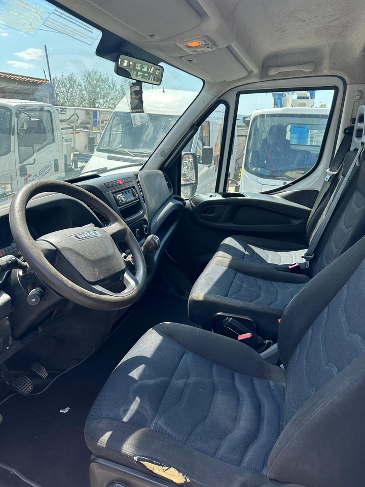 IVECO DAILY 35C12 - Kipper: das Bild 5 IVECO DAILY 35C12 - Kipper: das Bild 5