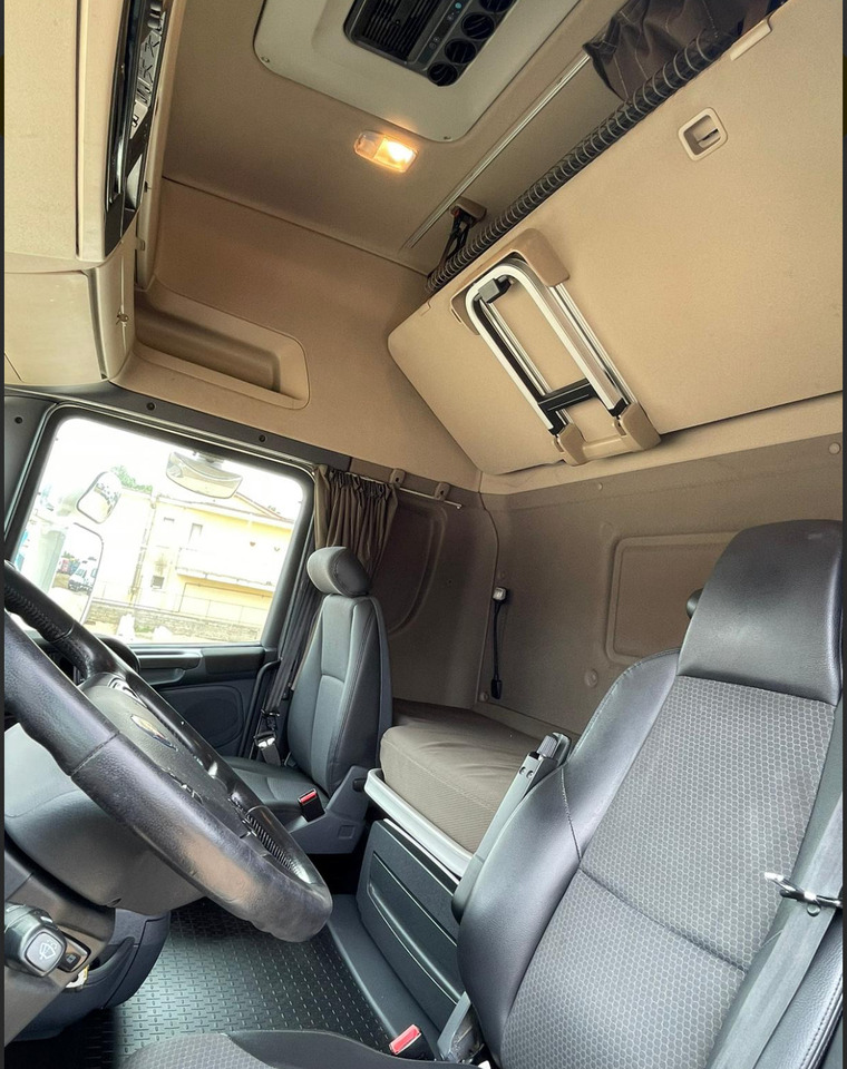 SCANIA R490 TOP LINE - Sattelzugmaschine: das Bild 5 SCANIA R490 TOP LINE - Sattelzugmaschine: das Bild 5