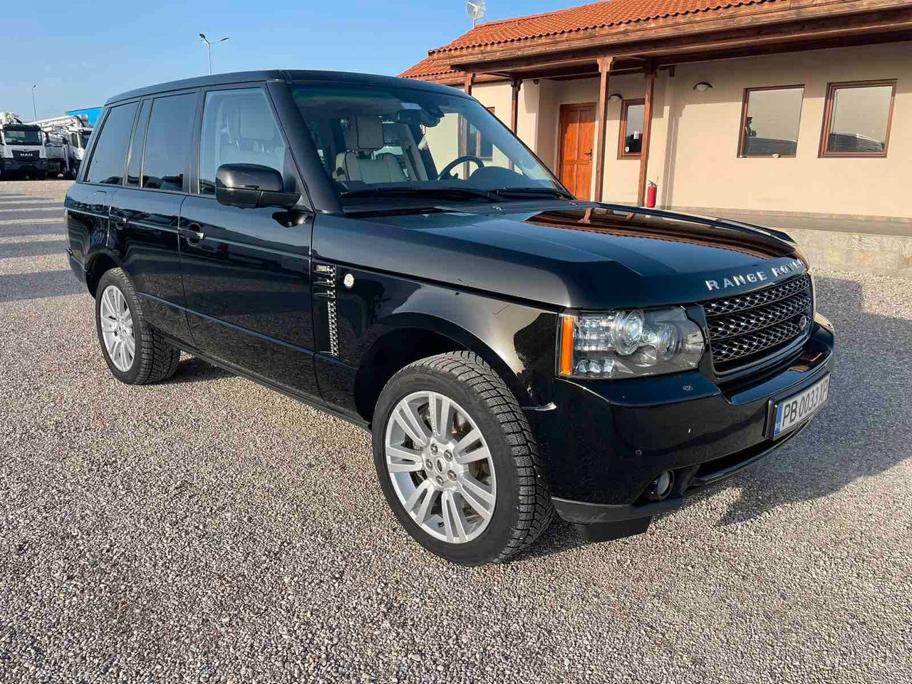 Land Rover Range Rover Vogue 4.4 TDV8 - SUV/ Geländewagen: das Bild 1 Land Rover Range Rover Vogue 4.4 TDV8 - SUV/ Geländewagen: das Bild 1