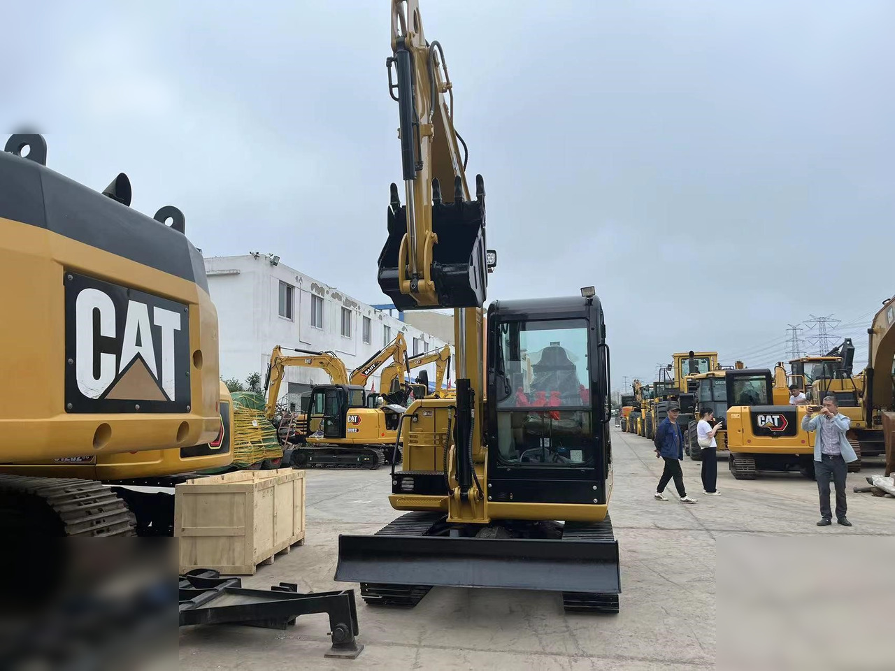 CATERPILLAR 305.5E2 - Minibagger: das Bild 3 CATERPILLAR 305.5E2 - Minibagger: das Bild 3